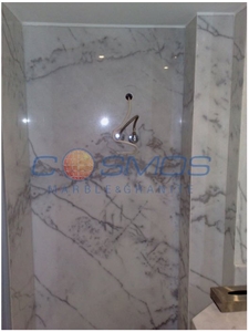 Drama Semi White Marble Bath Design