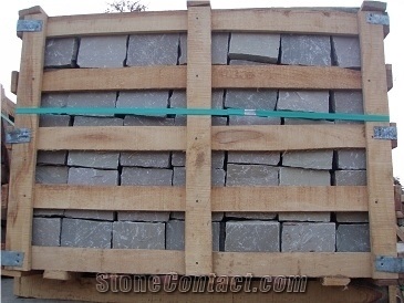 Kandla Grey Sandstone Cobbles