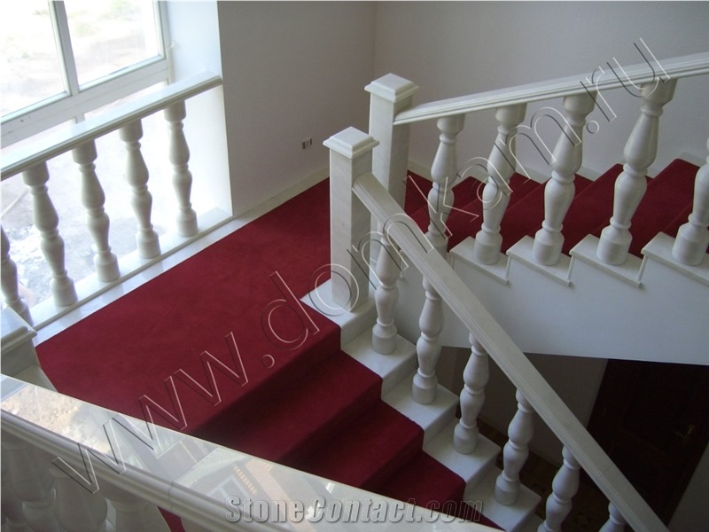 Koelginskoe Marble Staircase Steps, Balusters and, Koelginskoe White Marble Balusters