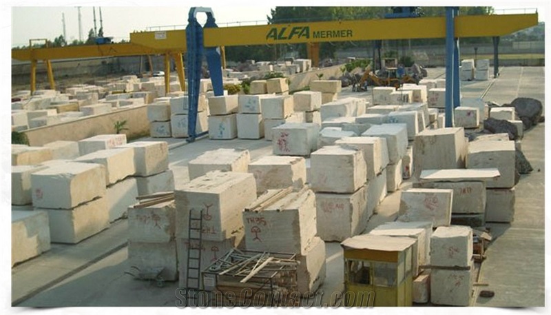 Moonlight Fossil Beige Blocks, Fossil Beige Limestone Block