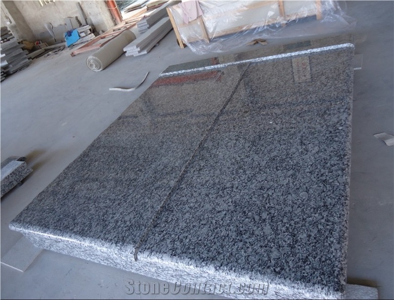 Good Quality Chinese Granite Spray White Tombstone