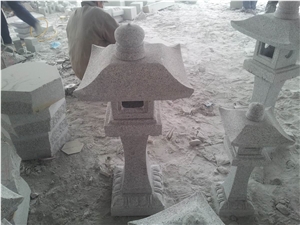 DL Stone Lantern, Granite Lantern DL Stone Lantern, Granite Lantern