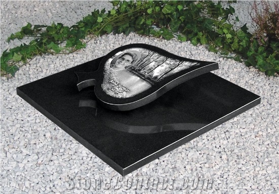 Absolute Black Granite Slant Grave