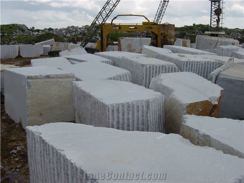 Trigaches Claro - Diamond Grey Marble