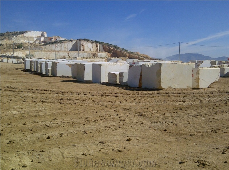 Crema Marfil Primera Stone Blocks, Spain Beige Marble