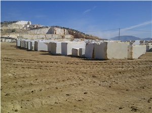 Crema Marfil Primera Stone Blocks, Spain Beige Marble