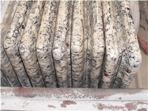 Santa Cecilia Light Granite Countertop, Brazil Yellow Granite Countertop