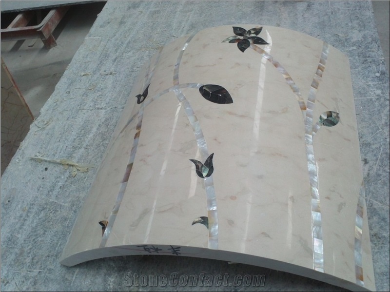 Hollow Column and Pillar Embedded with Natural Sea