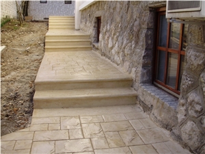 Limestone Walkway Pavement Pattern, Steps, Tempus Beige Limestone Walkway Paver Limestone Walkway Pavement Pattern, Steps, Tempus Beige Limestone Walkway Paver