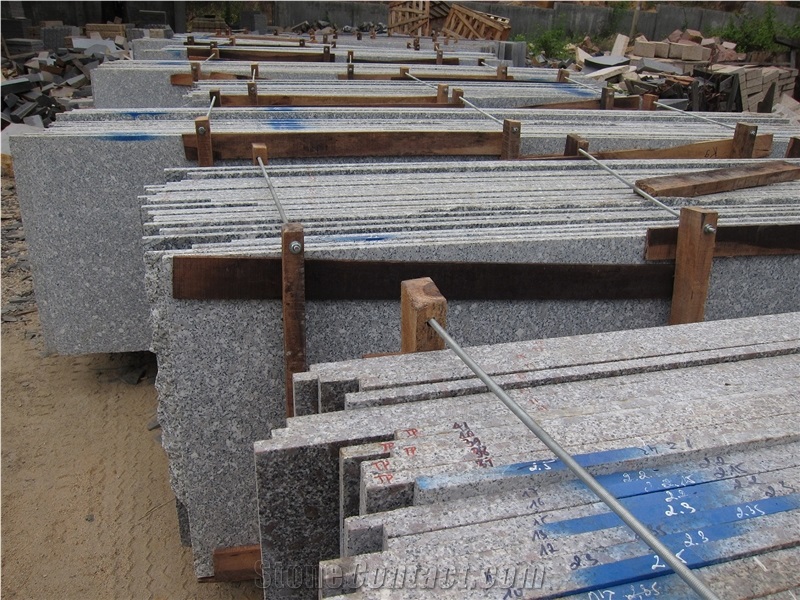 SL White Granite