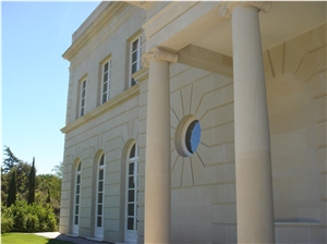 Bateig Blanco Column, Bateig Blanco White Limestone Column