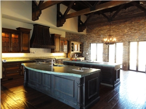 Del Mare Green Quartzite Countertop