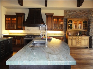 Del Mare Green Quartzite Countertop