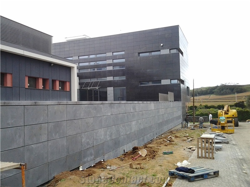 Basalto Dos Acores Facade, Exterior Walling, Olivine Grey Basalt Walling