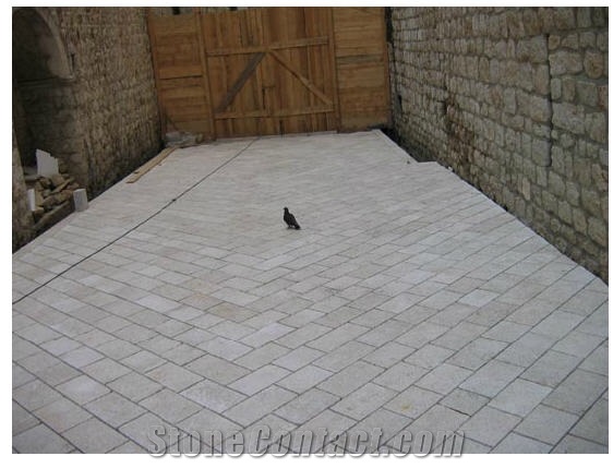 Adria Grigio Venato Public Area Pavement, Adria Grigio Venato Beige Limestone Pavement