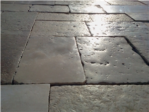 FRENCH LIMESTONE FLOORING, RECLAIMED STONE FLOORS,