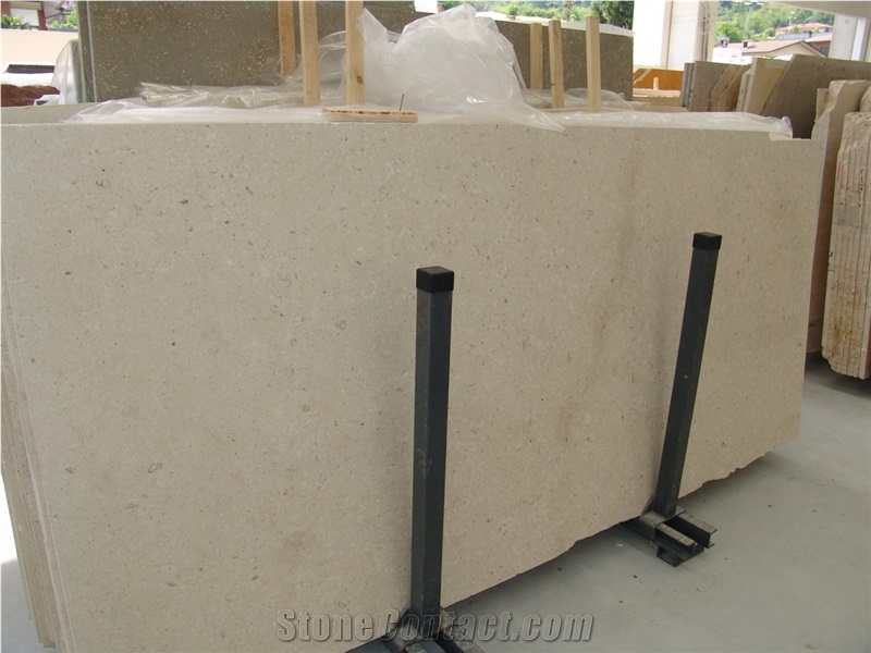 Veselje Unito, Croatia Beige Limestone Slabs & Tiles