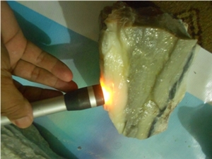 Pyrophyllite (Soft Stone for Carving)