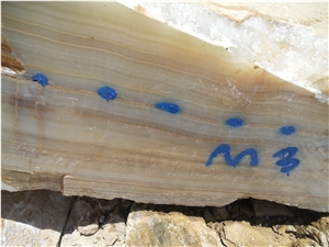 Honey Onyx Veined, Onice Nuvolato Blocks