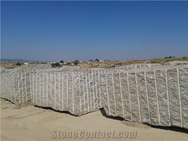Amarillo Campanario Granite Blocks, Yellow Spain Granite Blocks