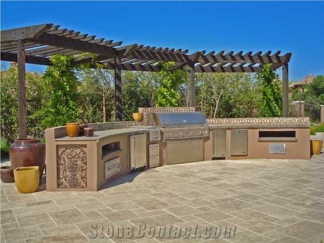 Travertine Pattern Patio Landscape, Tuscany Canyon Beige Travertine Patio