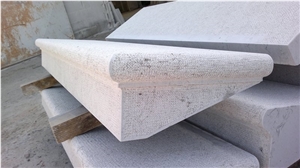 Repen Povir Limestone Solid Stone Stairs, Repen Povir Beige Limestone Stairs