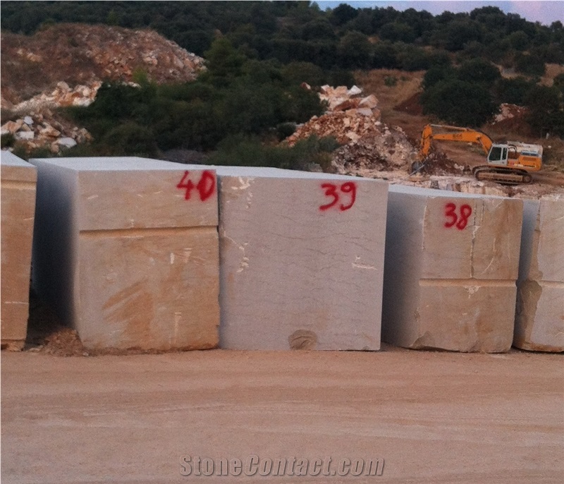 Stone Of Brac, Avorio Argento Limestone Blocks