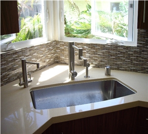 Quartz Stone Countertop, Glass Mosaic Backsplash