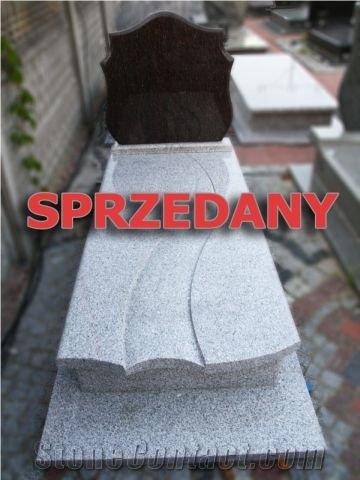 Strzegom Granite with Star Ruby Granite Monument, Strzegom Grey Granite Monument