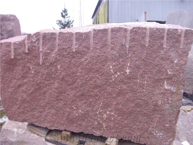 Vanga Red Granite Blocks