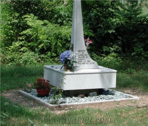 Bianco Carrara White Marble Memorial Monument, Bianco Carrara Unito C White Marble Memorial Monuments