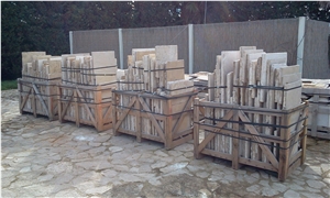 ANTIQUE STONE FLOORS and Stairs, Beige Limestone Stairs