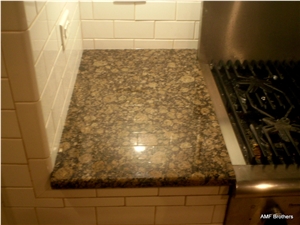 Baltic Brown Refabricated Kitchen Cabinets, Baltic Brown Granite Kitchen Design