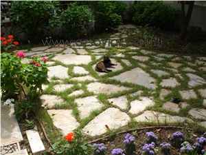 Fossil Mint Flagstone Walkway
