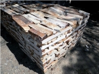 Gold Sald Bricks, Walling