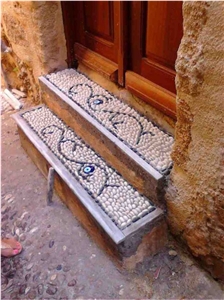 Sea Stone Pebbles Floor Medallion