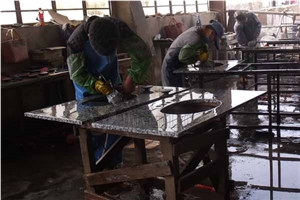 Edge Polishing Granite Bath Tops