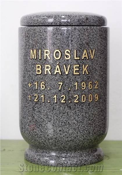 China Black White Flower Granite Urn