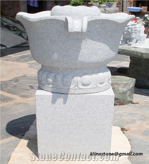 Granite Garden Fountain Sculpture