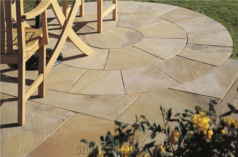 Fossil Mint Sandstone Patio Pavement