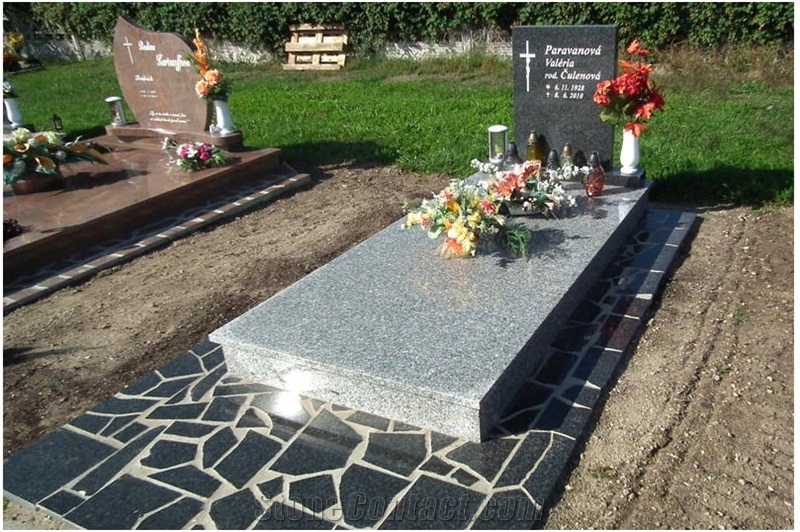 Tlsty Javor Granite Grey Monument