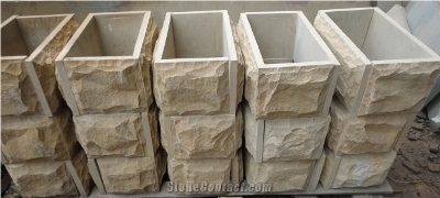 Beige Sandstone Quoins