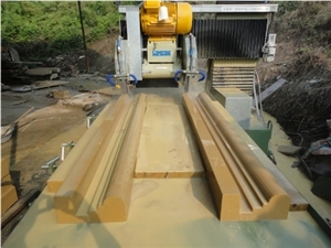 Yellow Sandstone Border