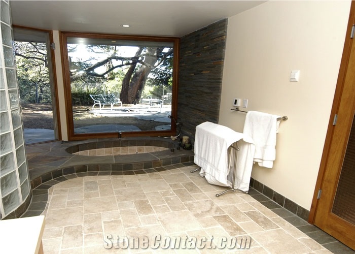Malibu Tumbled Travertine Ashlar Pattern with Bluestone Border