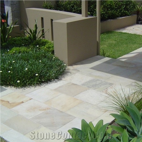 Sandstone Brisbane Column, Building Stones