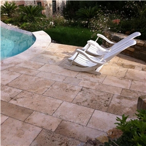 Etrusco Antico Travertine Swimming Pool Pavers