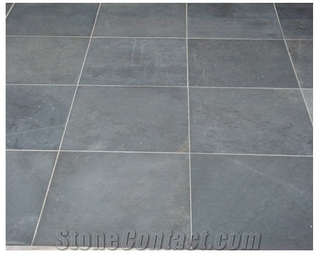 Belgian Blue Stone Sand-Blasted and Sawn Cut Paver Tiles