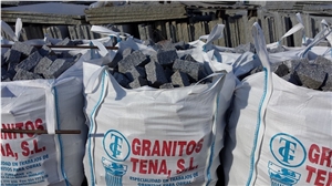 Grey Quintana Cobble Stone, All Faces Rustic, Gris Quintana Grey Granite Cobble Stone