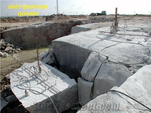 Grey Quintana Cobble Stone, Top Face Bush Hammered and Other Faces Rustic, Gris Quintana Grey Granite Cobble Stone