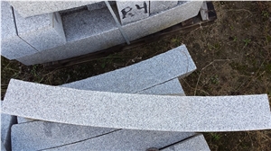 Grey Quintana Curved Kerbstone, Faces Flamed, Gris Quintana Grey Granite Kerbstone
